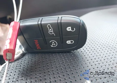 2022 Jeep Compass Trailhawk 4X4 из США, поврежденный, VIN 3C4NJDDB4NT193706